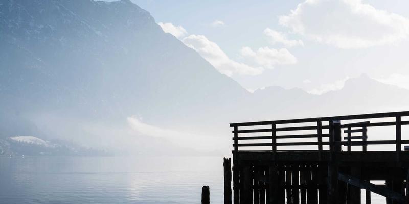 智能家居网关深度解析：边缘计算如何重塑本地响应与隐私安全